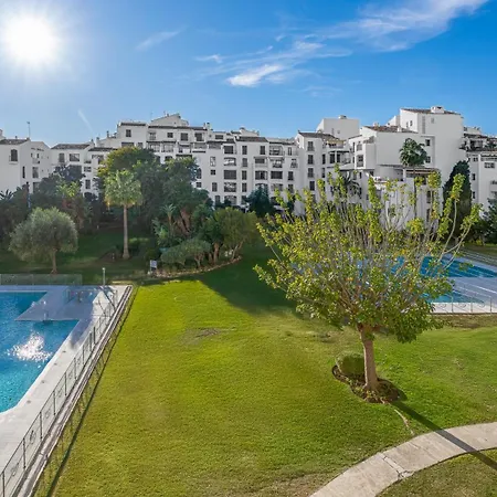 Vacation I Puerto Banus Apt, 24-7 Security, A Minute From The Marina, The Sea And Luxury Shopping