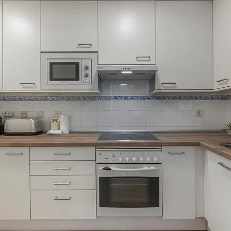 Vacation I Puerto Banus Apt, 24-7 Security, A Minute From The Marina, The Sea And Luxury Shopping Apartmán *