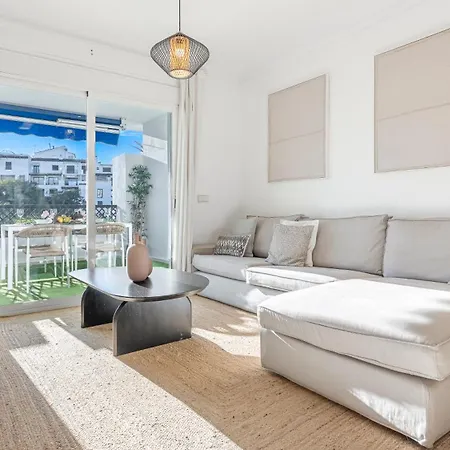 Vacation I Puerto Banus Apt, 24-7 Security, A Minute From The Marina, The Sea And Luxury Shopping Lägenhet *