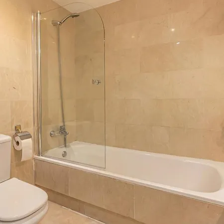 Vacation I Puerto Banus Apt, 24-7 Security, A Minute From The Marina, The Sea And Luxury Shopping