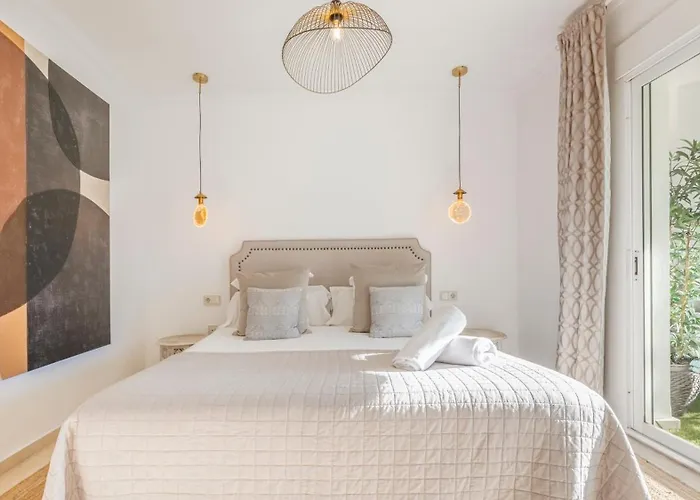 דירה Vacation I Puerto Banus Apt, 24-7 Security, A Minute From The Marina, The Sea And Luxury Shopping מארבלה