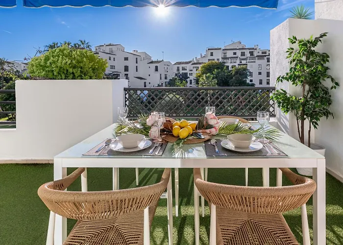 Vacation I Puerto Banus Apt, 24-7 Security, A Minute From The Marina, The Sea And Luxury Shopping アパート マルベーリャ