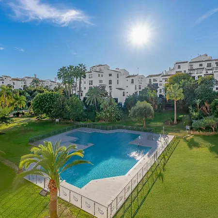 아파트 Vacation I Puerto Banus Apt, 24-7 Security, A Minute From The Marina, The Sea And Luxury Shopping *