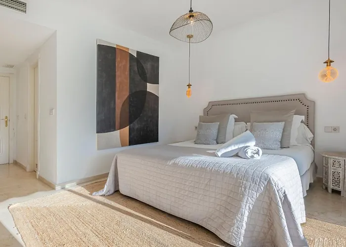 Vacation Marbella: Puerto Banus With Marina Access Apartment